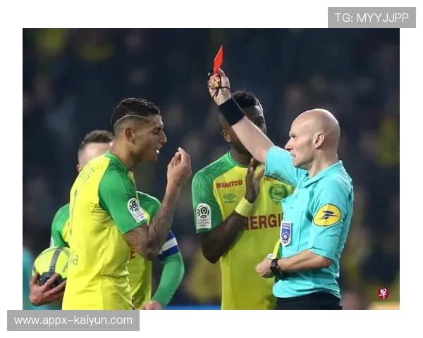 VAR技术升级,法甲裁判标准统一化